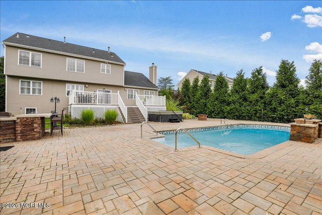 169 Princeton Oval, Freehold, NJ 07728