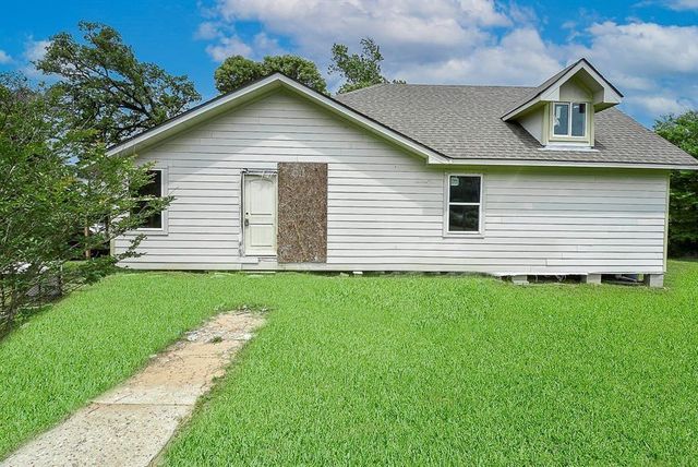 1023 Liberty Avenue Avenue, Livingston, TX 77351