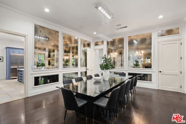 4923 Amigo Avenue, Tarzana (los Angeles), CA 91356