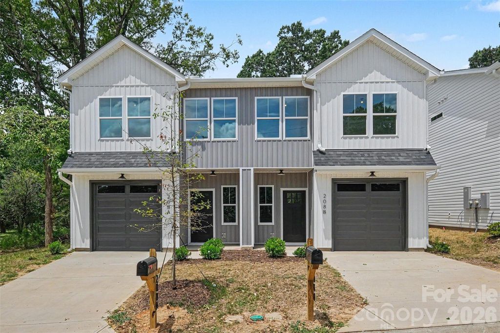 208 W Todd Lane A & B, Charlotte, NC 28208