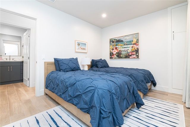 117 35th, Newport Beach, CA 92663