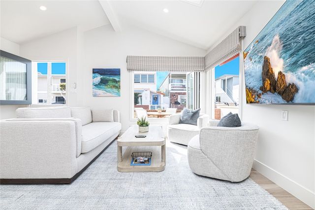 117 35th, Newport Beach, CA 92663