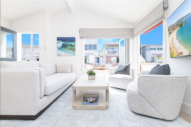 117 35th, Newport Beach, CA 92663