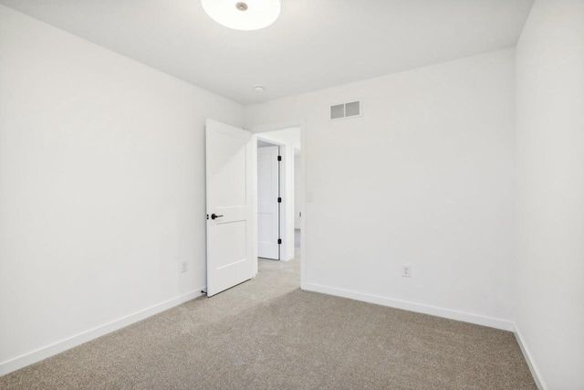 N174W20582 Laurel Springs CIRCLE, Jackson, WI 53037