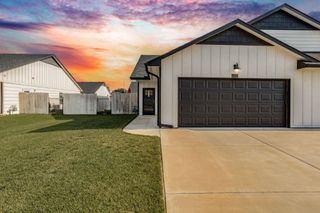 3512 W Angel St, Wichita, KS 67217