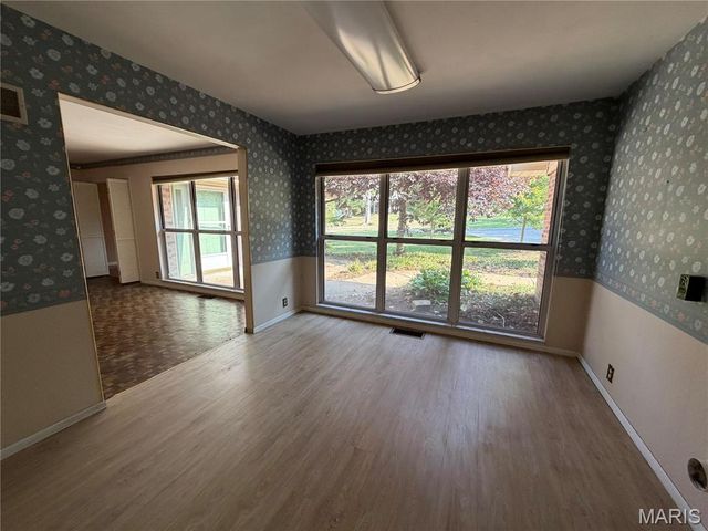4854 Valley Crest Drive, Unincorporated, MO 63128