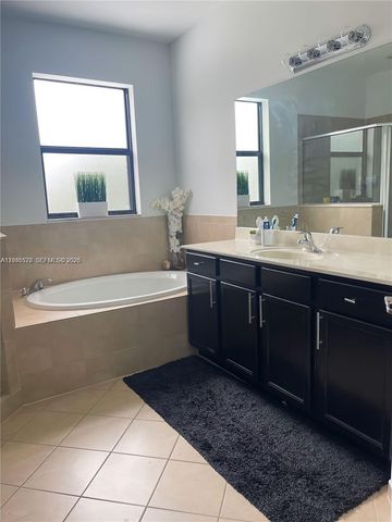 8719 W 33rd Avenue, Hialeah, FL 33018