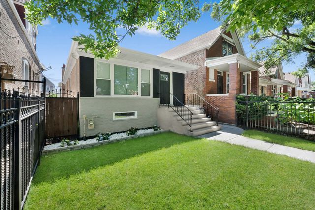 4331 S Campbell Avenue, Chicago, IL 60632