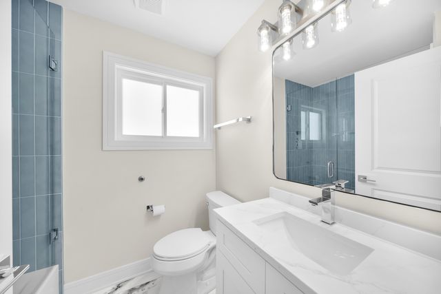 4331 S Campbell Avenue, Chicago, IL 60632