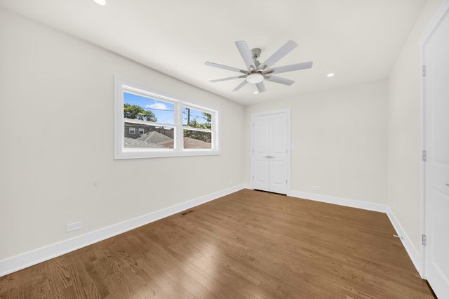 4331 S Campbell Avenue, Chicago, IL 60632