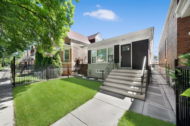 4331 S Campbell Avenue, Chicago, IL 60632