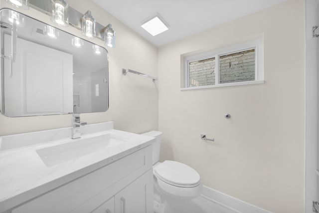 4331 S Campbell Avenue, Chicago, IL 60632