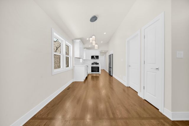 4331 S Campbell Avenue, Chicago, IL 60632