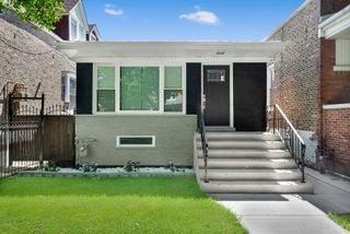 4331 S Campbell Avenue, Chicago, IL 60632
