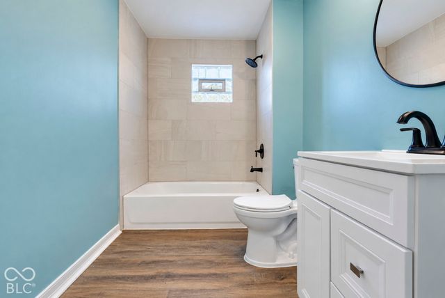 527 S Holt Road, Indianapolis, IN 46241