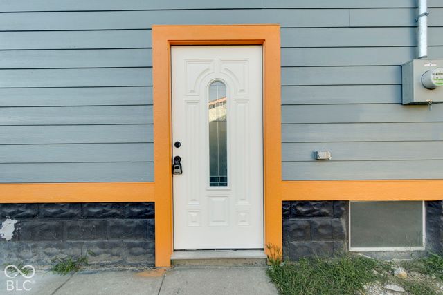 527 S Holt Road, Indianapolis, IN 46241