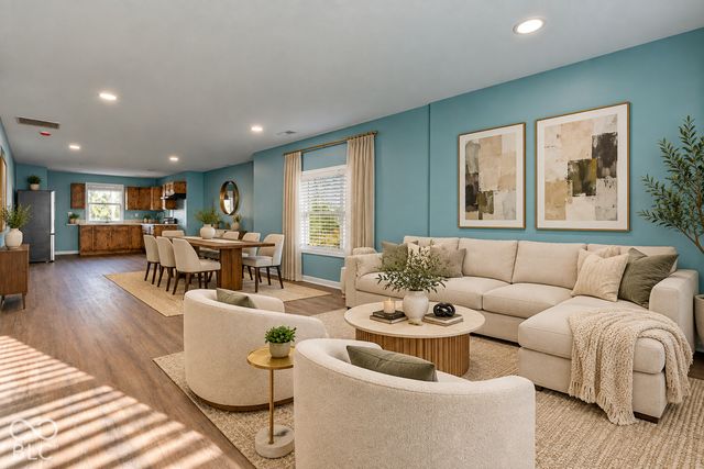 527 S Holt Road, Indianapolis, IN 46241