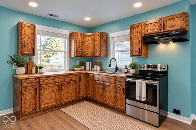 527 S Holt Road, Indianapolis, IN 46241