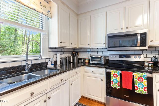 909 Oak Creek Road, Raleigh, NC 27615