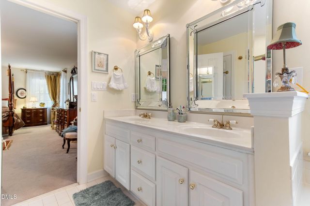 909 Oak Creek Road, Raleigh, NC 27615