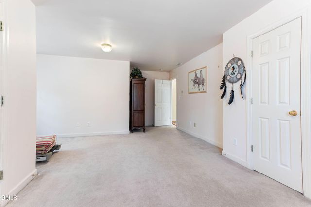 909 Oak Creek Road, Raleigh, NC 27615
