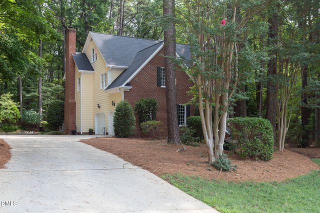 909 Oak Creek Road, Raleigh, NC 27615