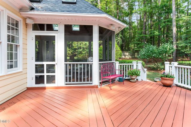 909 Oak Creek Road, Raleigh, NC 27615