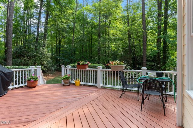 909 Oak Creek Road, Raleigh, NC 27615