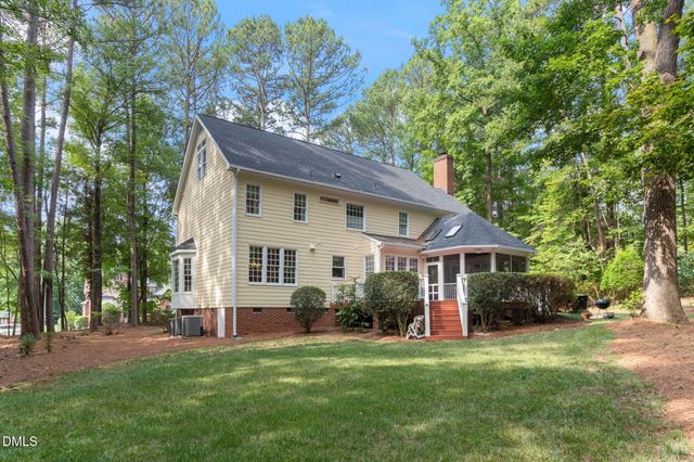 909 Oak Creek Road, Raleigh, NC 27615