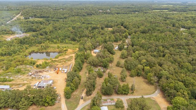 365 TURNBOW LN, Crump, TN 38327