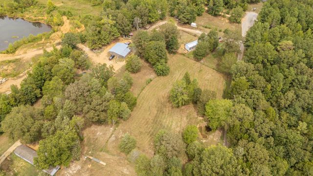 365 TURNBOW LN, Crump, TN 38327