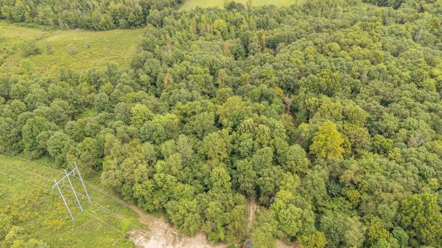 365 TURNBOW LN, Crump, TN 38327