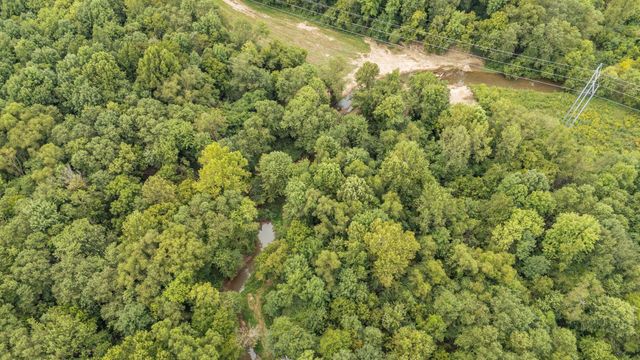 365 TURNBOW LN, Crump, TN 38327