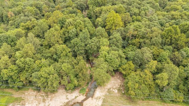 365 TURNBOW LN, Crump, TN 38327