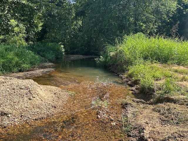 365 TURNBOW LN, Crump, TN 38327