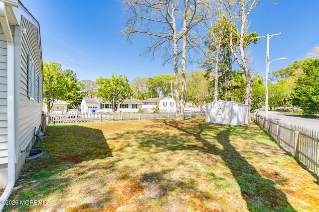 172 Riviera Drive, Brick, NJ 08724