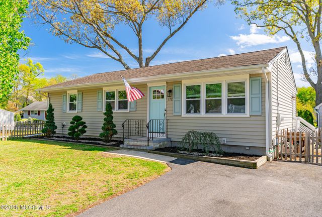 172 Riviera Drive, Brick, NJ 08724