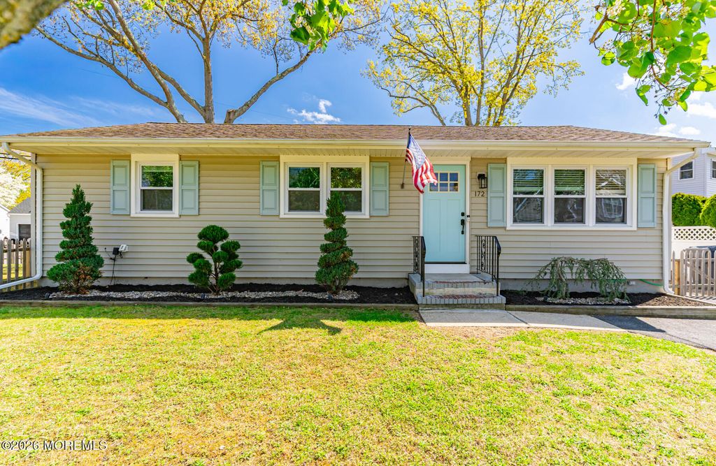 172 Riviera Drive, Brick, NJ 08724