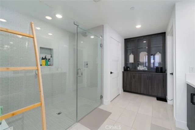16450 Veterans Way 301, Tustin, CA 92782
