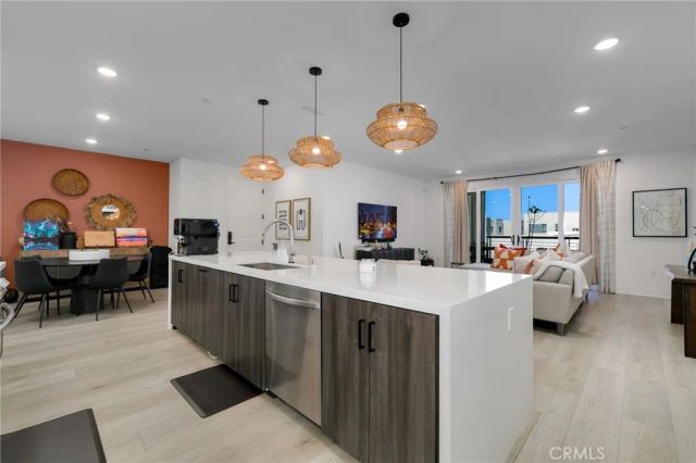 16450 Veterans Way 301, Tustin, CA 92782