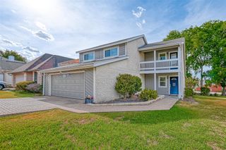 131 Cove Circle, Conroe, TX 77356