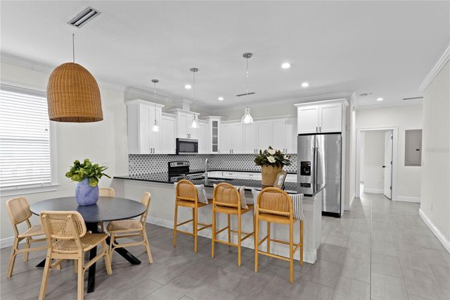 4036 56TH AVENUE N, St Petersburg, FL 33714