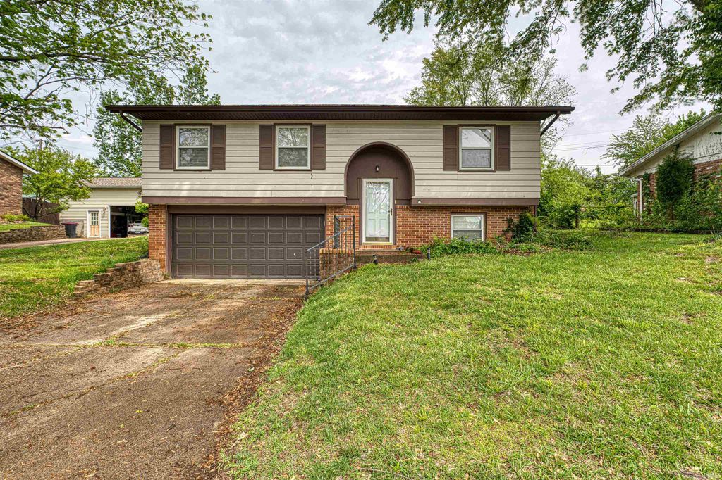 1514 Mac Ray Drive, Boonville, IN 47601