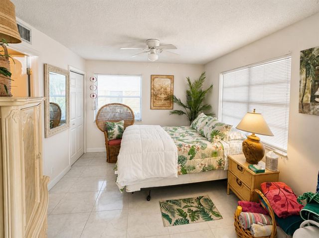 1440 NW 20th Avenue 104, Delray Beach, FL 33445