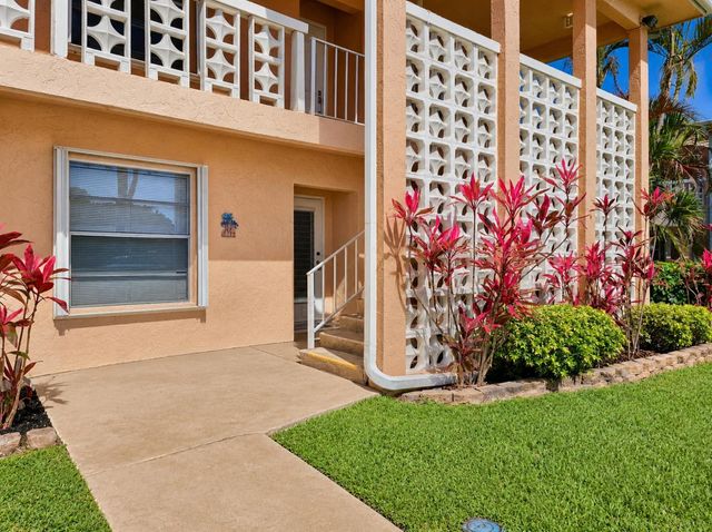 1440 NW 20th Avenue 104, Delray Beach, FL 33445