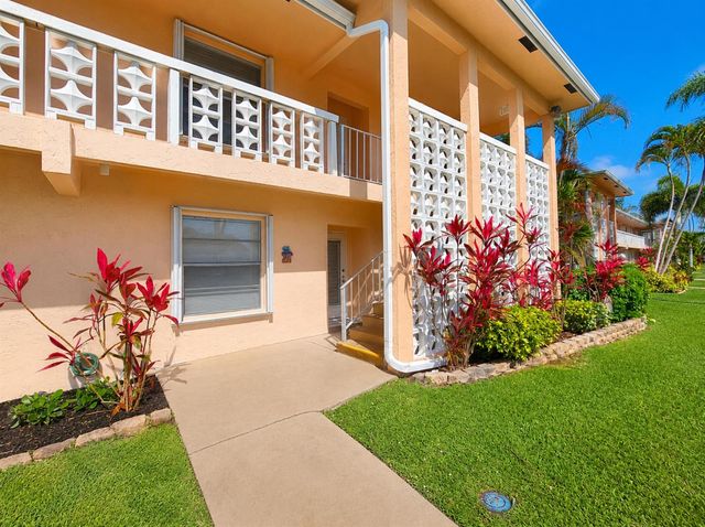 1440 NW 20th Avenue 104, Delray Beach, FL 33445