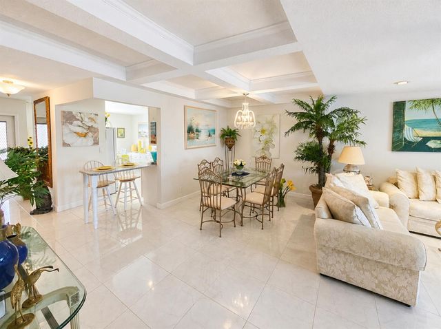 1440 NW 20th Avenue 104, Delray Beach, FL 33445
