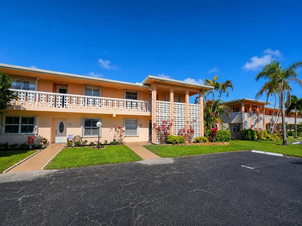 1440 NW 20th Avenue 104, Delray Beach, FL 33445
