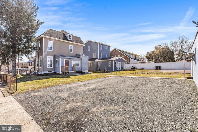 1001 W HIGH ST, Pottstown, PA 19464