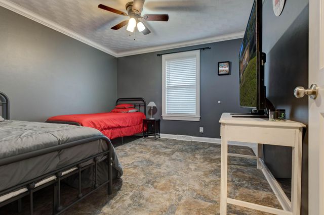 1055 Iroquois Drive, Mt Sterling, KY 40353